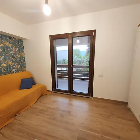 Trilocale In Verdesirente Rocca di Mezzo